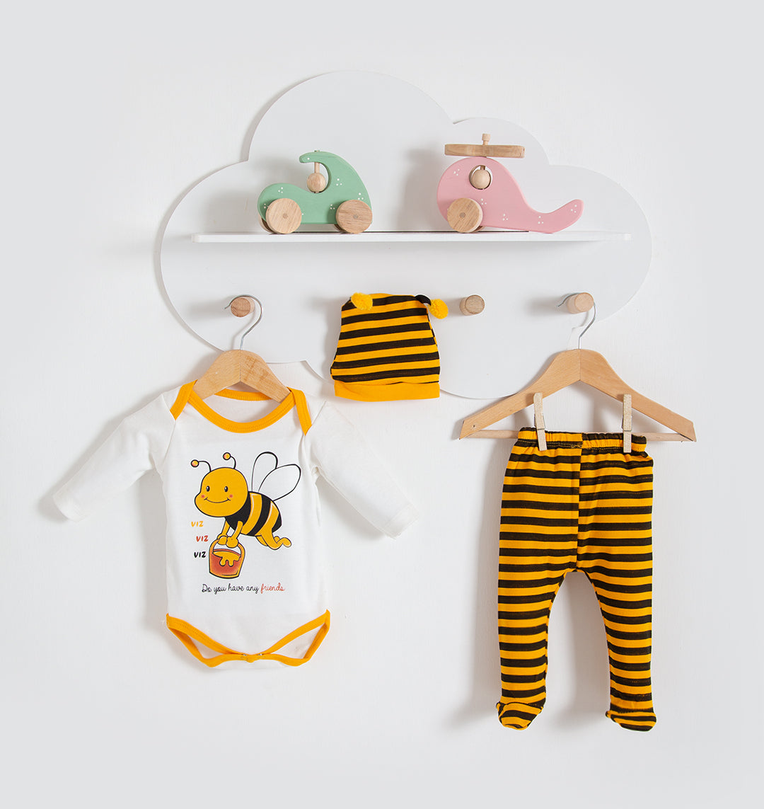 Bee Patterned Baby Set with Hat